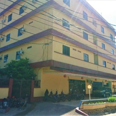 Hotel Pelita Terang Наґойя Екстер'єр фото