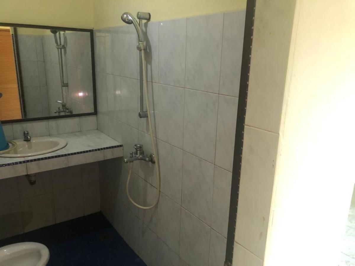Hotel Pelita Terang Наґойя Екстер'єр фото