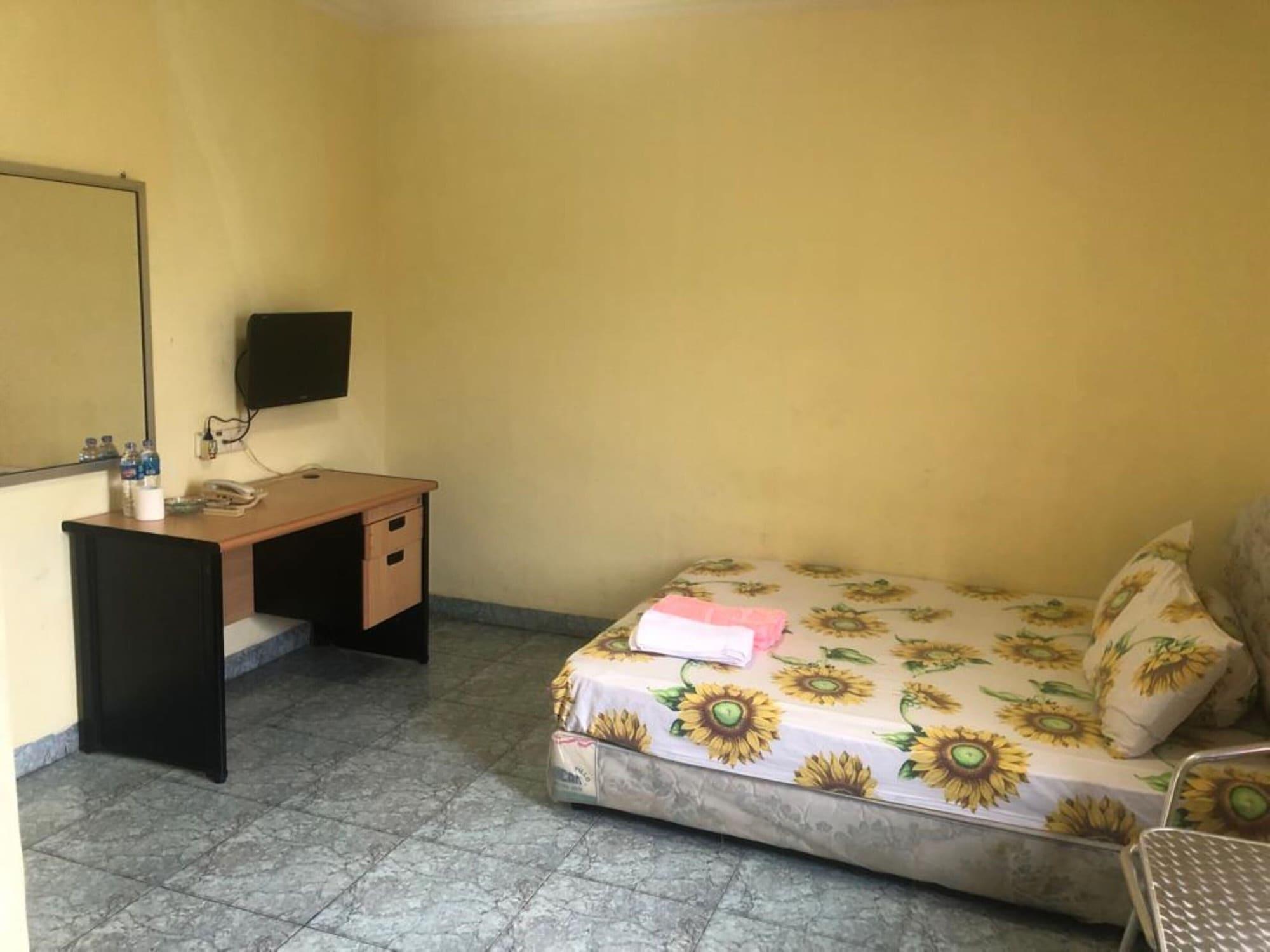 Hotel Pelita Terang Наґойя Екстер'єр фото