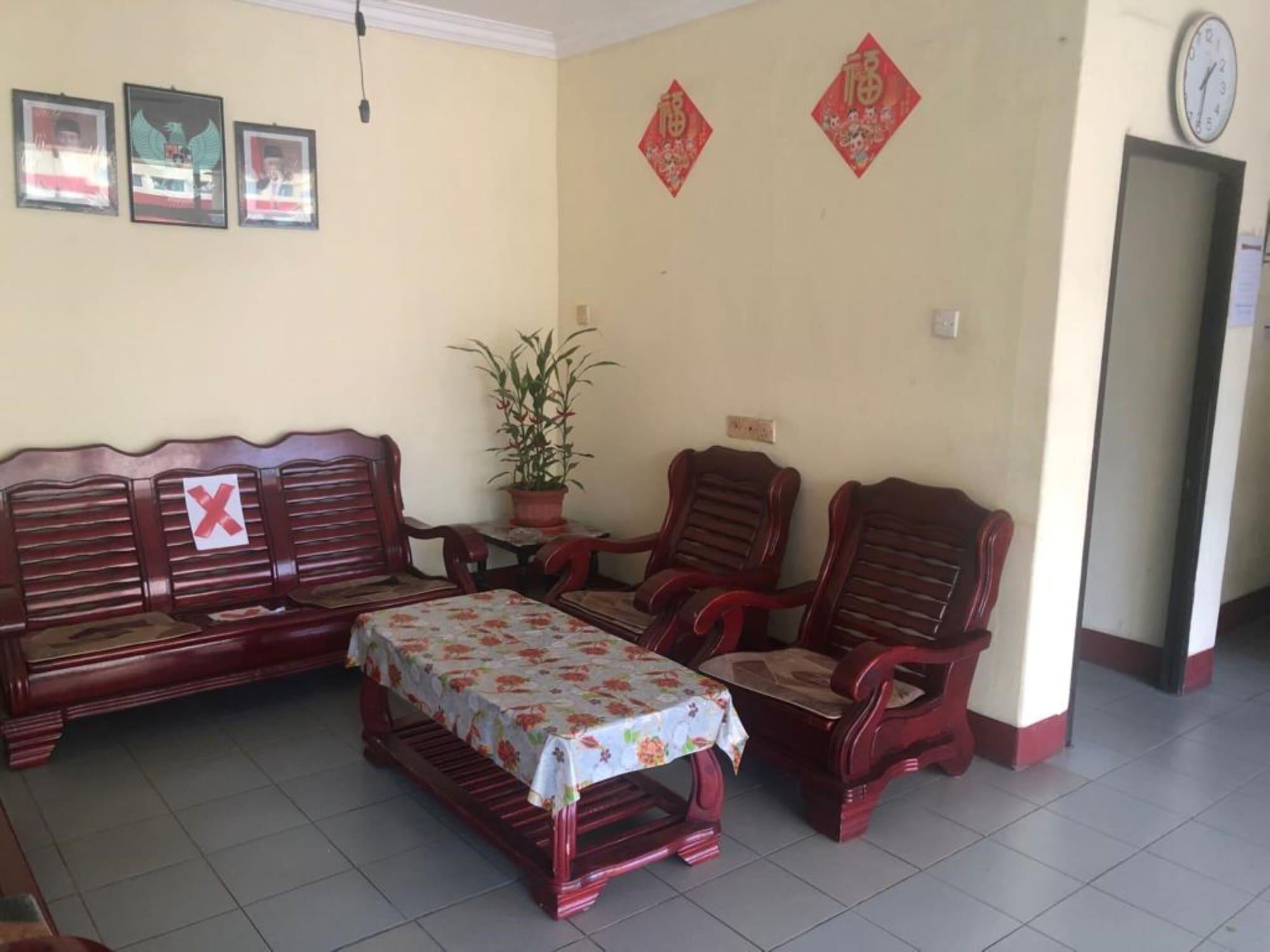 Hotel Pelita Terang Наґойя Екстер'єр фото